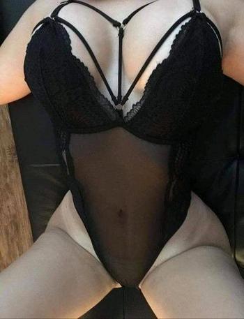 Vicky, 26  female escort, Las Vegas