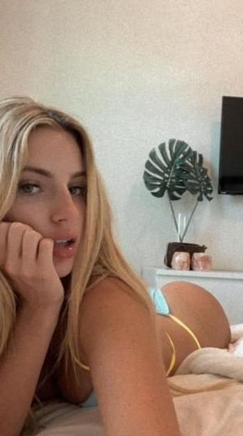 Francesca, 25  female escort, Las Vegas
