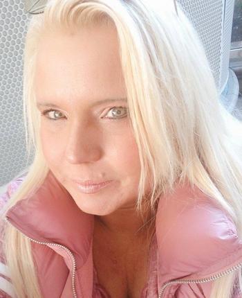 7025057800, 44 Caucasian female escort, Lasvegas